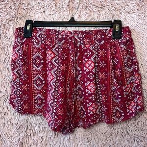 Red patterned Mudd fabric shorts